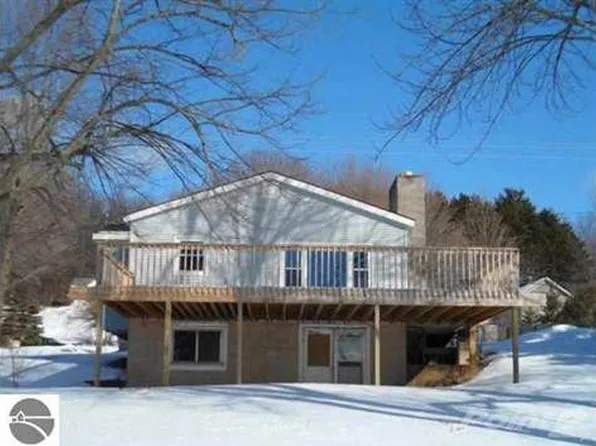 11256 S East Torch Lake Dr, Alden, MI 49612