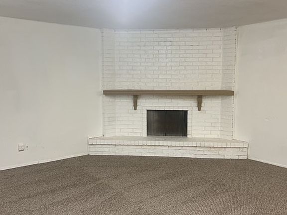 3rd image of 614 Live Oak Dr