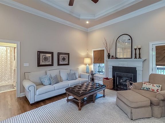 5th image of 512 Amster Woods Dr