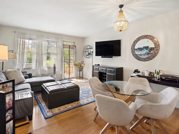 4 Constellation Place image 1 of 21