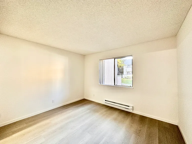 39583 Ross Cmn — Photo 11