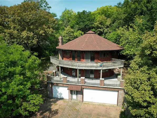 75 N St, Lake Lotawana, MO 64086
