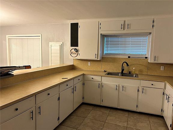 3rd image of 2537 Allen Beulah Rd