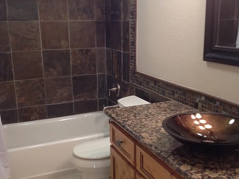 19 Winterhawk Dr — Photo 5