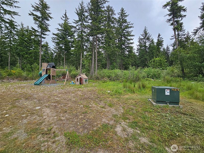2nd image of 42911 28th Avenue E