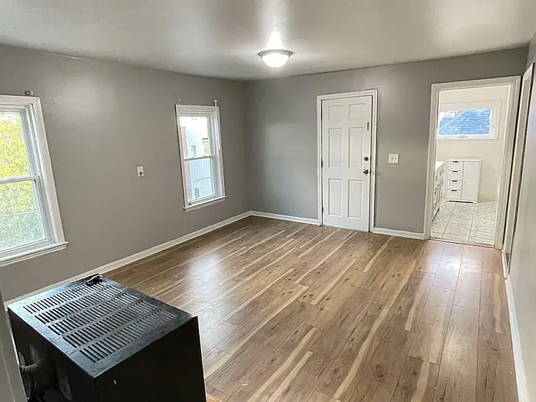 163 Holly St #3 — Photo 10