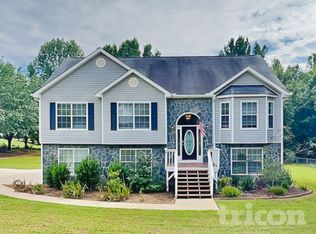605 Bourbon St, McDonough, GA 30253
