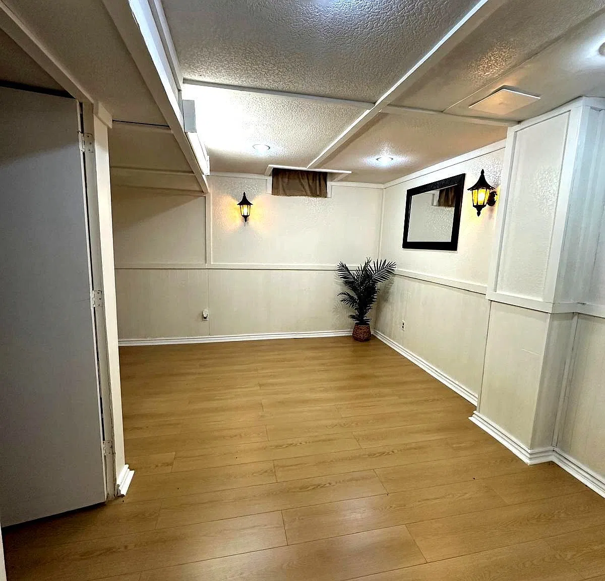 2 bed, $1,800 — Photo 2