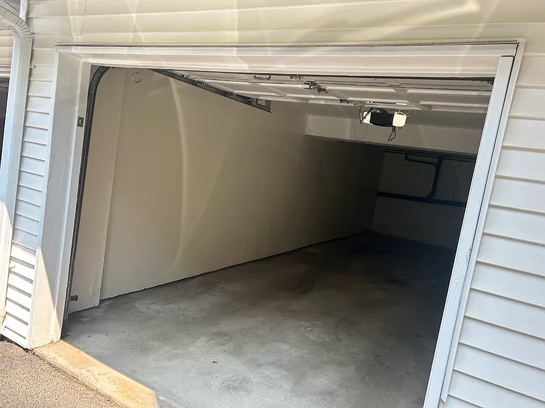 21 Lisa Ct #10 — Photo 16