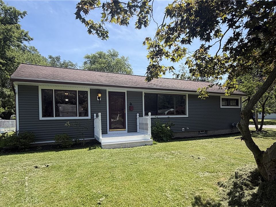 1st image of 6 Forest Ave