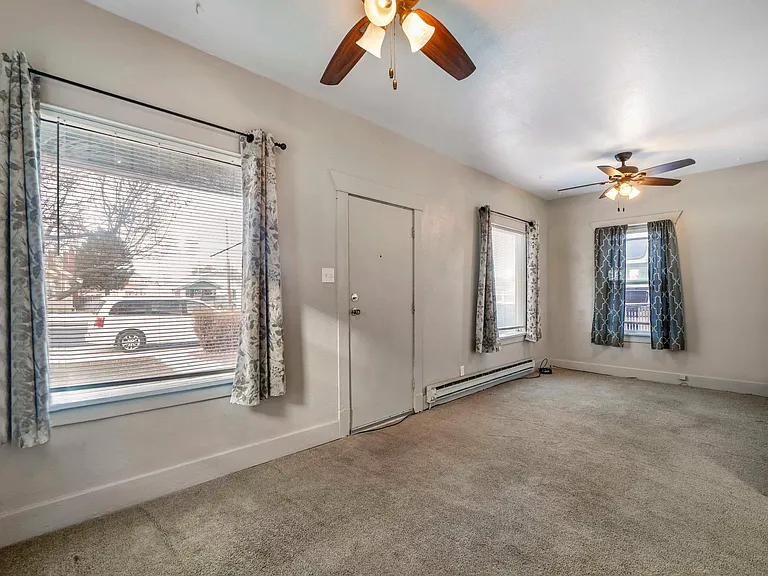 1843 Overland Ave — Photo 19