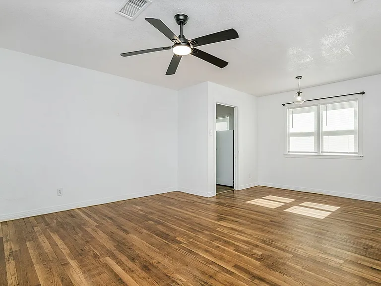 4219 S Washington St — Photo 5