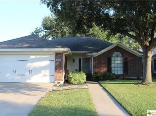 105 Calypso Ct, Victoria, TX 77901