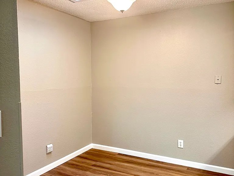 450 Tomoka Ave #215 — Photo 5