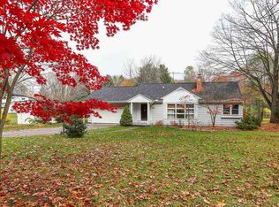 5645 Mapledale Rd, Jackson, MI 49201