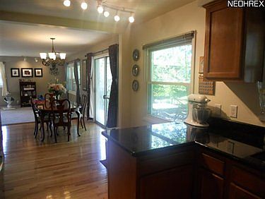 4th image of 3740 Meadowbrook Blvd