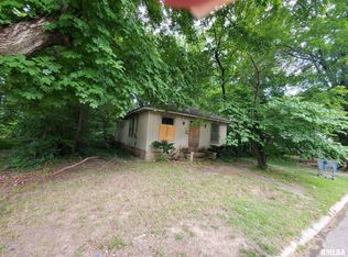 609 N Carico St, Carbondale, IL 62901