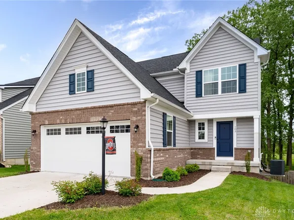 183 Regatta Park Dr, Fairborn, OH 45324