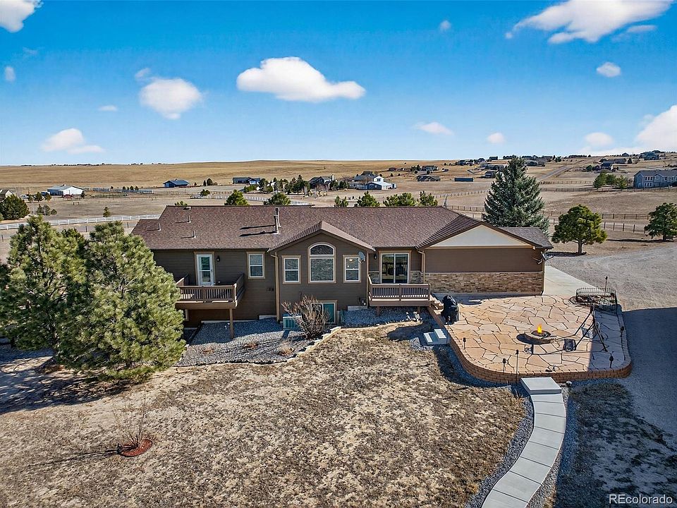 1st image of 45035 Antler Circle