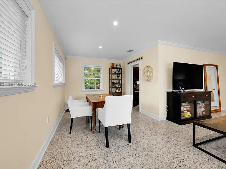 8141 SW 62nd Ct — Photo 15