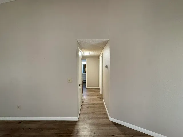 26562 Braddock Rd — Photo 10