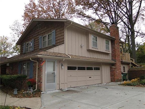 2nd image of 6816 Wildwood Dr