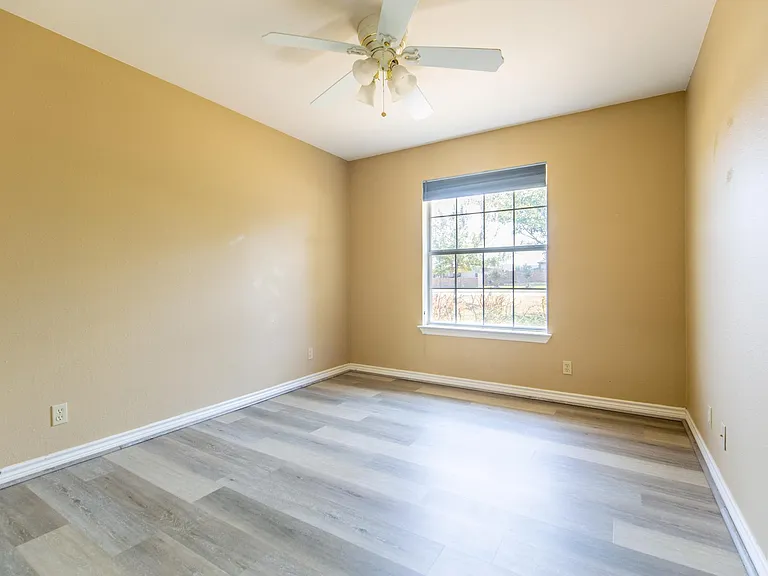 1528 Monte Carlo Blvd — Photo 24