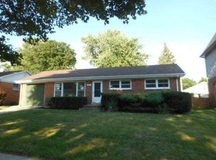 507 N Wille St, Mount Prospect, IL 60056