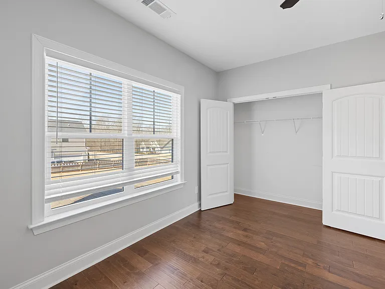 15 Hollyhock Ln — Photo 15