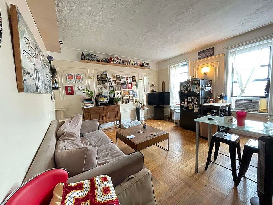 1st image of 530 Parkside Ave APT 6H