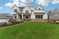 Braemar Dr-1204-001.jpg