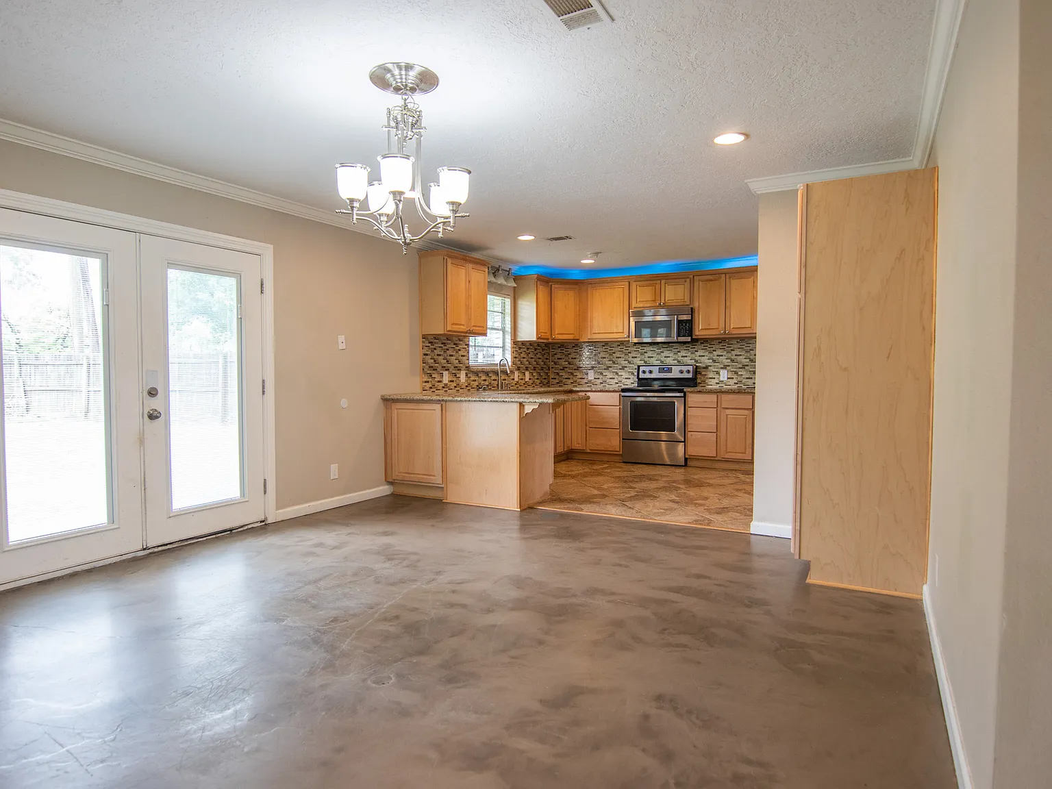 800 Lamar Street - 1 — Photo 3