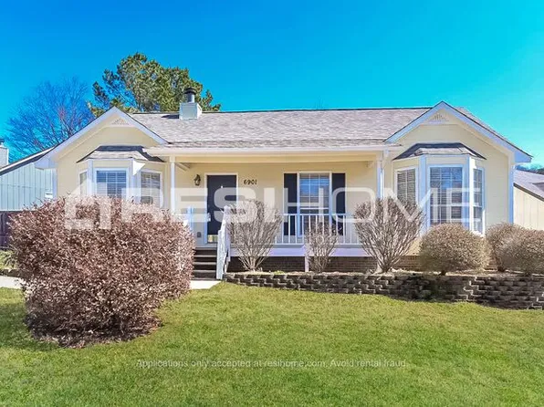 6901 Brittany Ln, Pinson, AL 35126