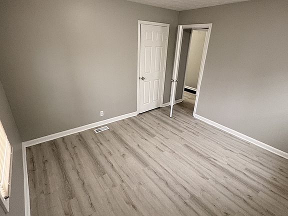 5th image of 1417 Shingo Ave