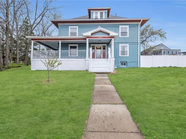 209 W Front St, Bonner Springs, KS 66012