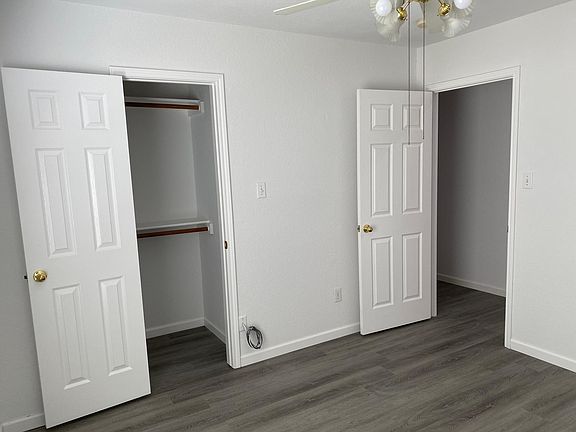 2nd image of 2201 W Greenspoint Ct