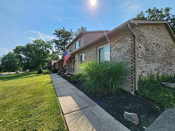 2nd image of 3122 Elmwood Dr