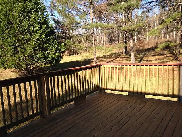 414 Oliver Greene Rd photo 1