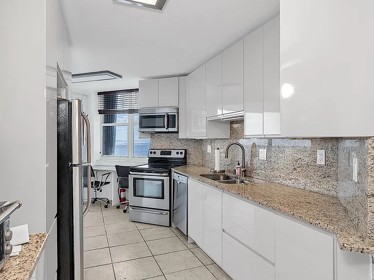 1340 S Ocean Blvd #1106 — Photo 17