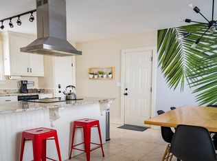 397 Sumter St APT A, Charleston, SC 29403