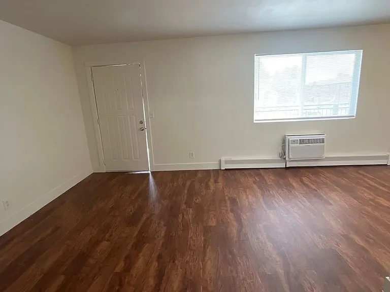 1221 Yarrow St — Photo 15