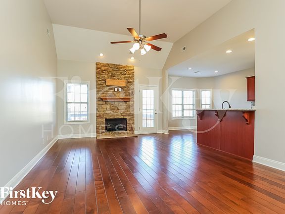 2nd image of 3724 Windhaven Ct