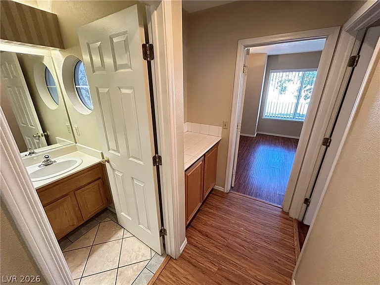 4552 Bradpoint Dr #0 — Photo 20
