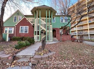 218 1/2 S Pleasant St, Independence, MO 64050
