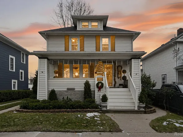 447 Maple St, Wyandotte, MI 48192