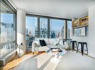 601 W 57th St APT 30K, New York, NY 10019