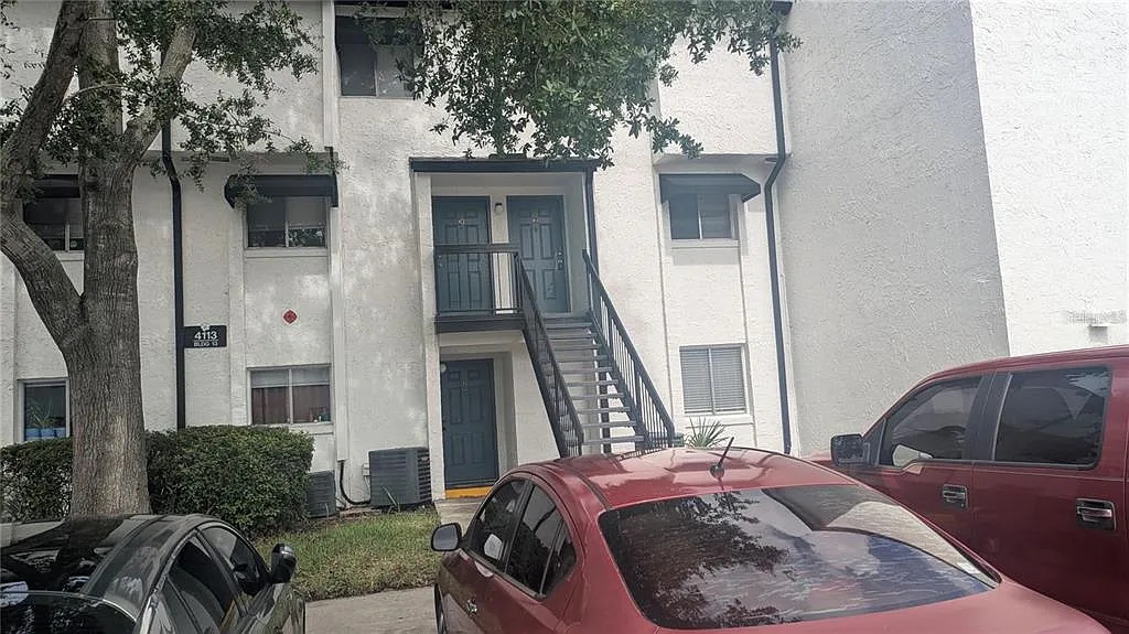 2 bed, 1.5 bath, 1214 sqft, $1,375 — Photo 1