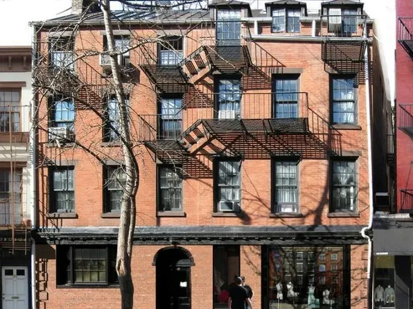 396 Bleecker Street