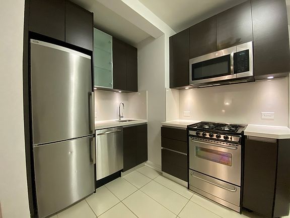 4th image of 1080 Amsterdam Ave APT 403