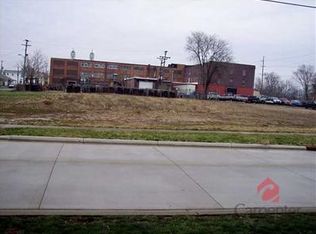310 E South St, Shelbyville, IN 46176